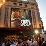 El canal de televisión XTRM presentó la serie TEEN WOLF en la Plaza de Callao