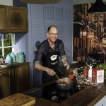 La cocinera con Estrella Michelin María José San Román y el americano Matthew Scott estrenan nuevos programas en Canal Cocina