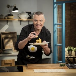 Juan Pozuelo presenta ‘Sabor de hogar’, un nuevo programa protagonizado por la cocina tradicional