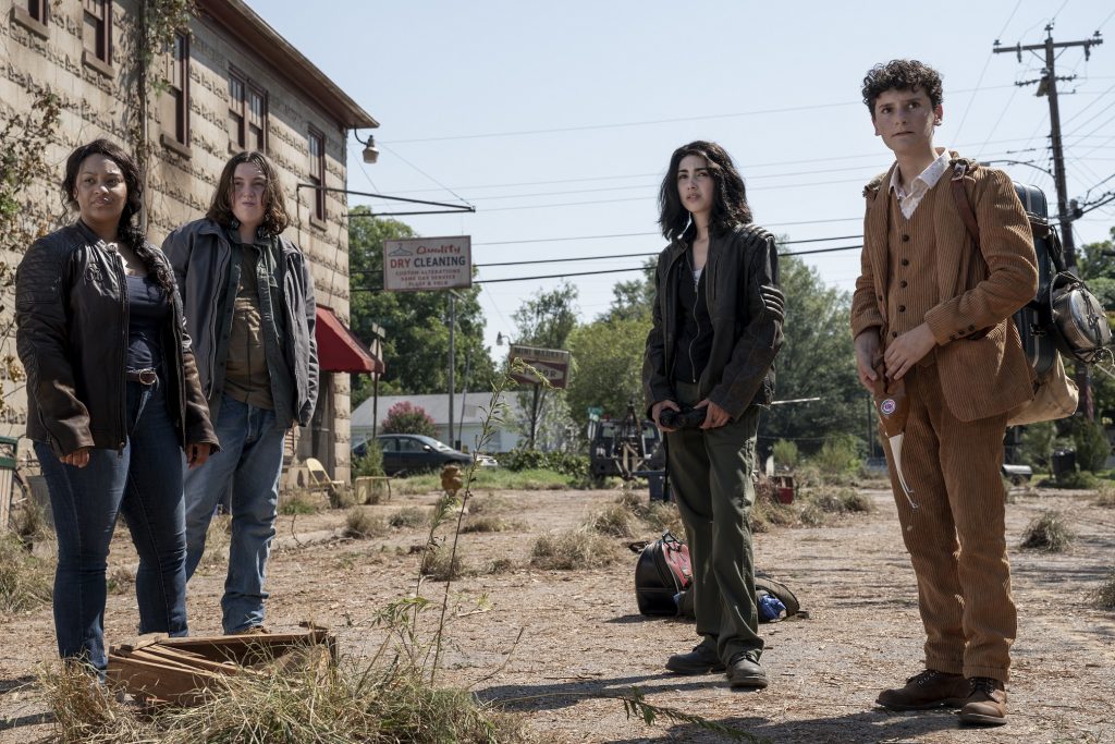 AMC anuncia las fechas de estreno y lanza nuevos tráilers de ‘TWD: World Beyond’ y la sexta temporada de  ‘Fear the Walking Dead’