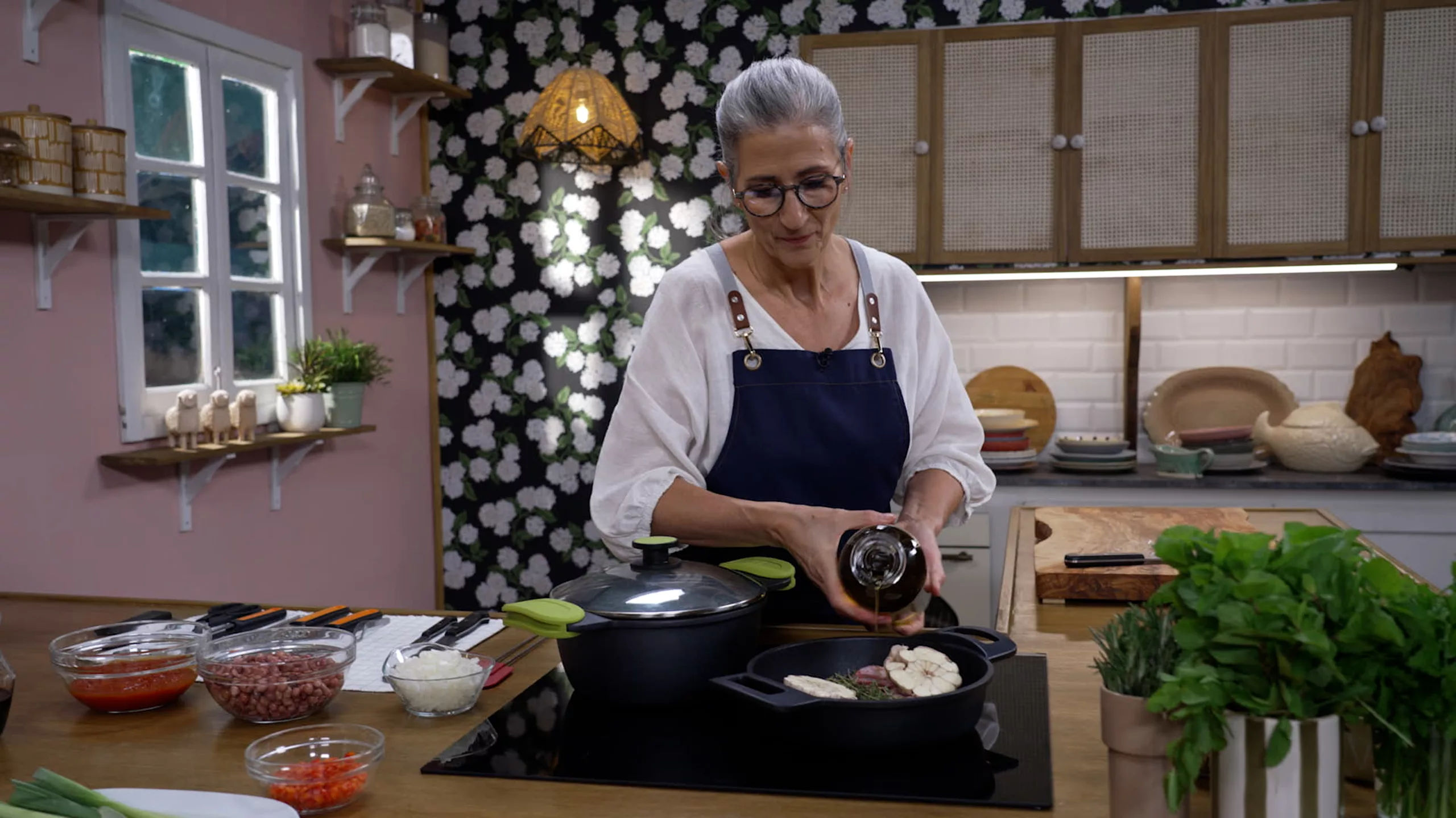 Canal Cocina ofrece recetas idóneas para combatir el frío en ‘La cuchara de Carmen’, su nueva producción original