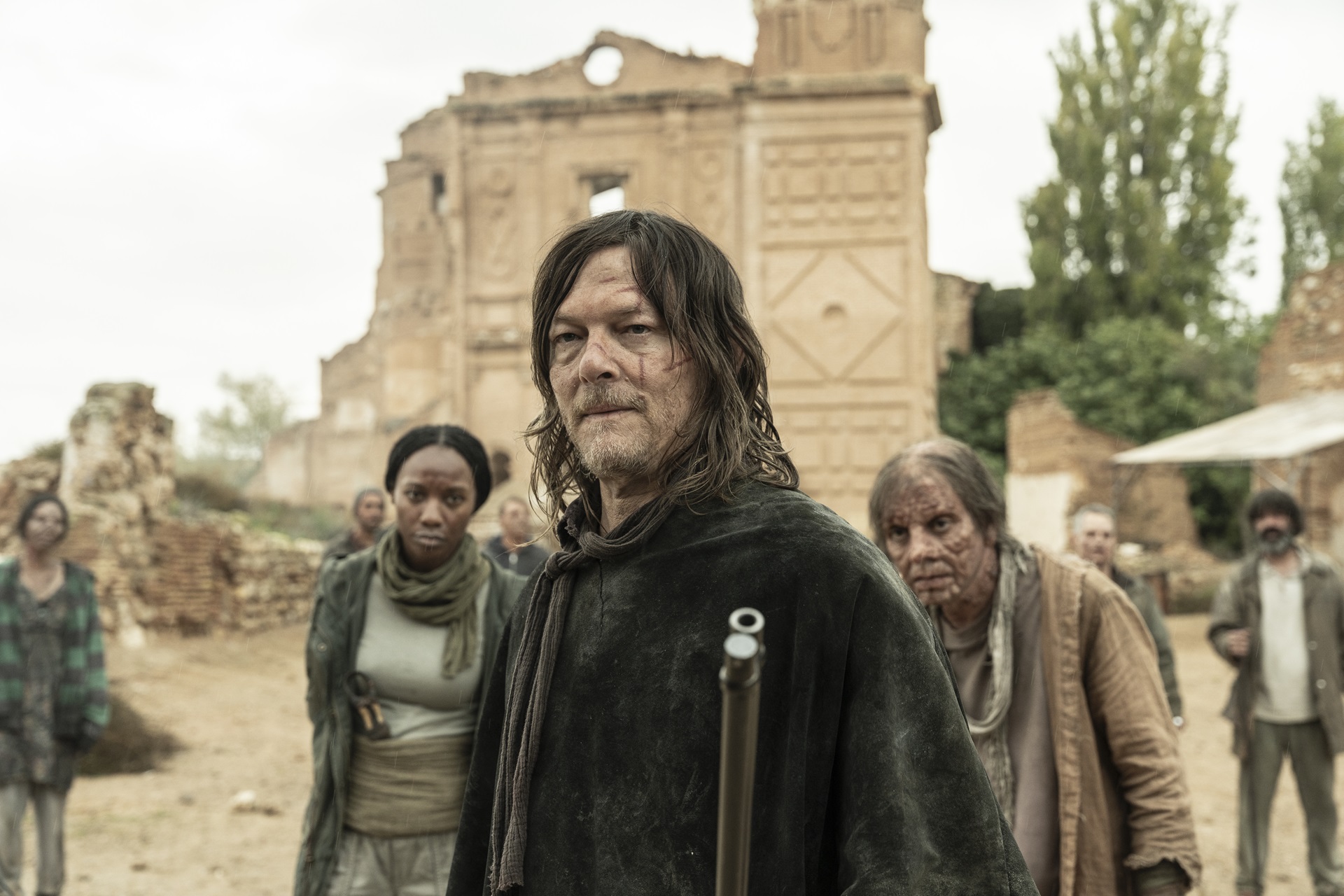 El espíritu del spaghetti western marca el quinto episodio de ‘The Walking Dead: Daryl Dixon’, rodado en Belchite